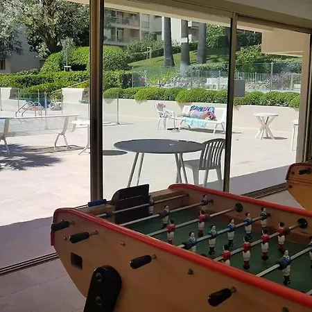 Lejlighed Le Petit Eden Piscine, Tennis, Ping Pong *